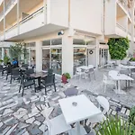 Koala Hotel 2*