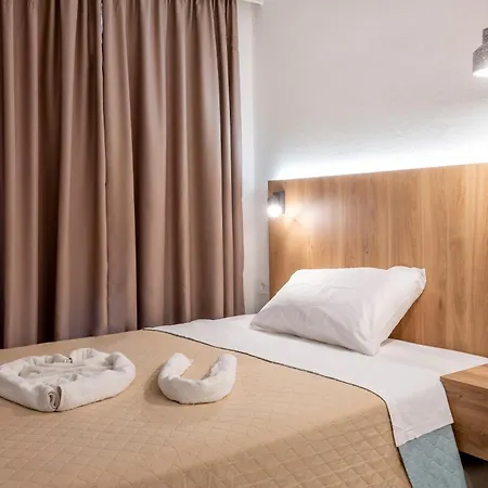 Koala Hotel Cos