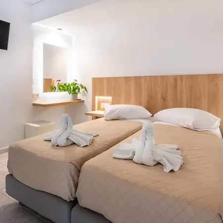 Koala Hotell 2*