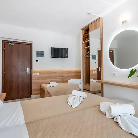 Koala Hotell 2*